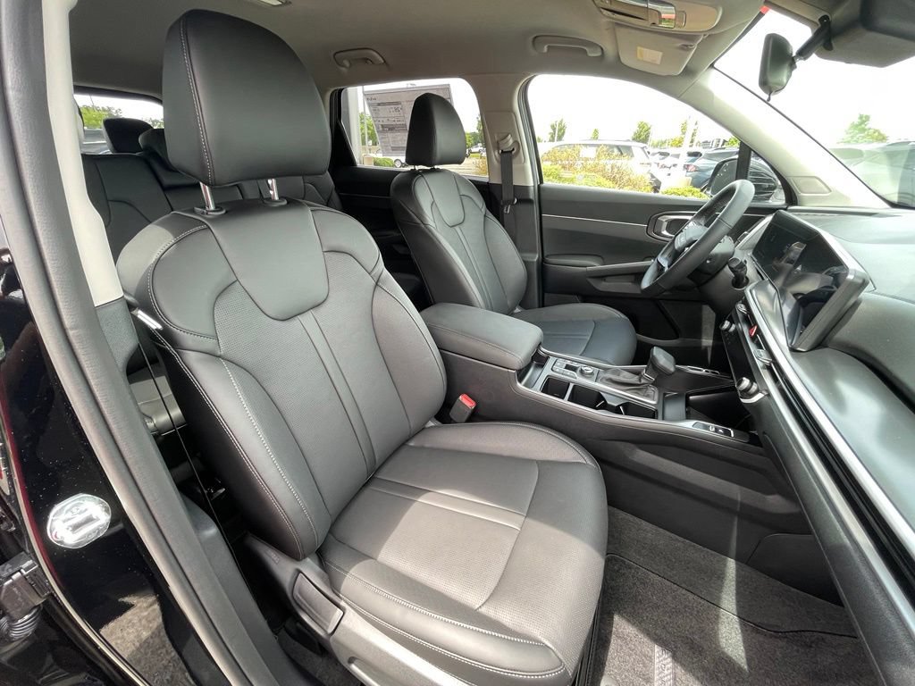 New 2026 Kia Sorento S FWD image 31