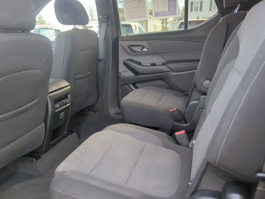 Certified 2023 Chevrolet Traverse LT image 17