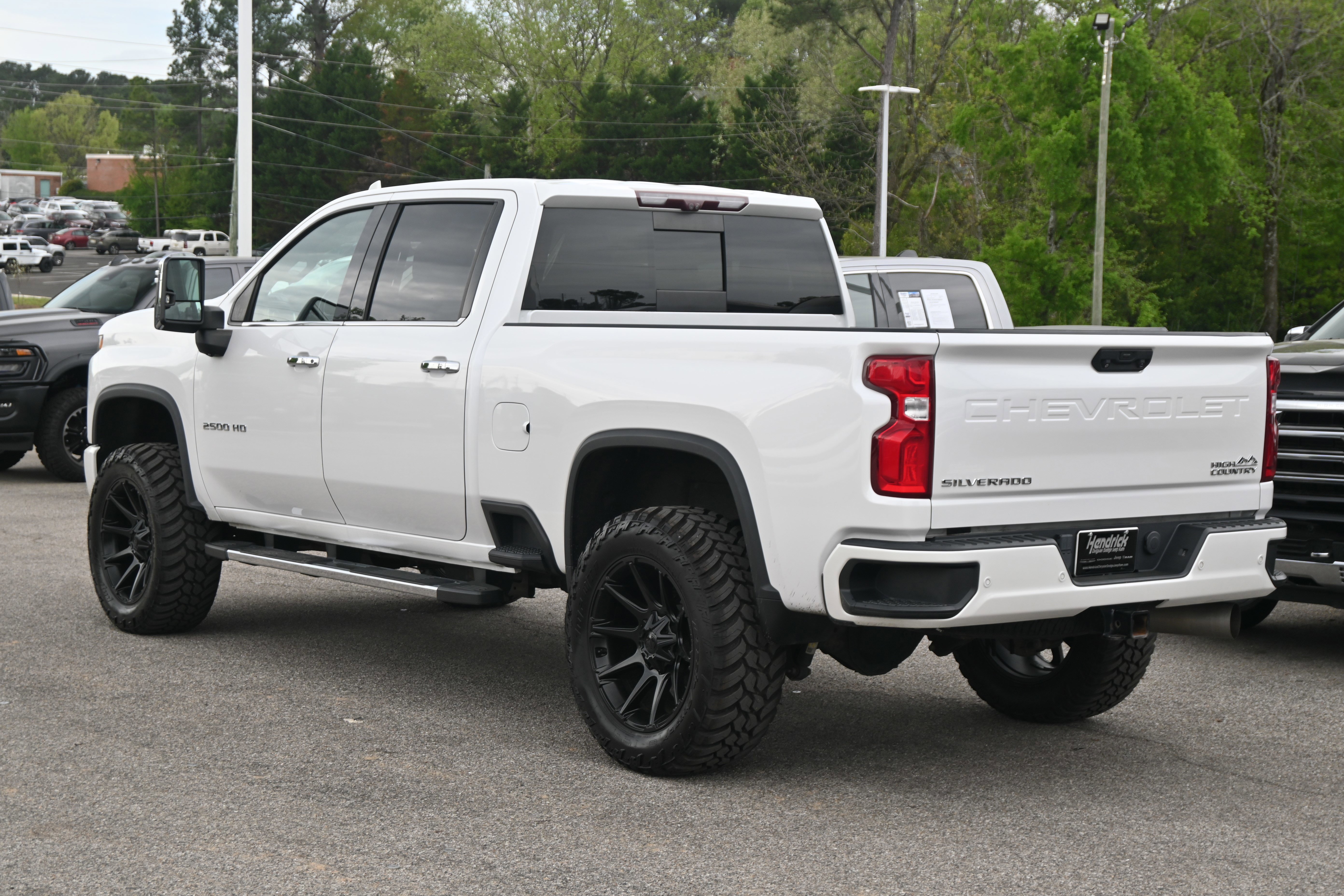Used 2020 Chevrolet Silverado 2500 High Country image 12