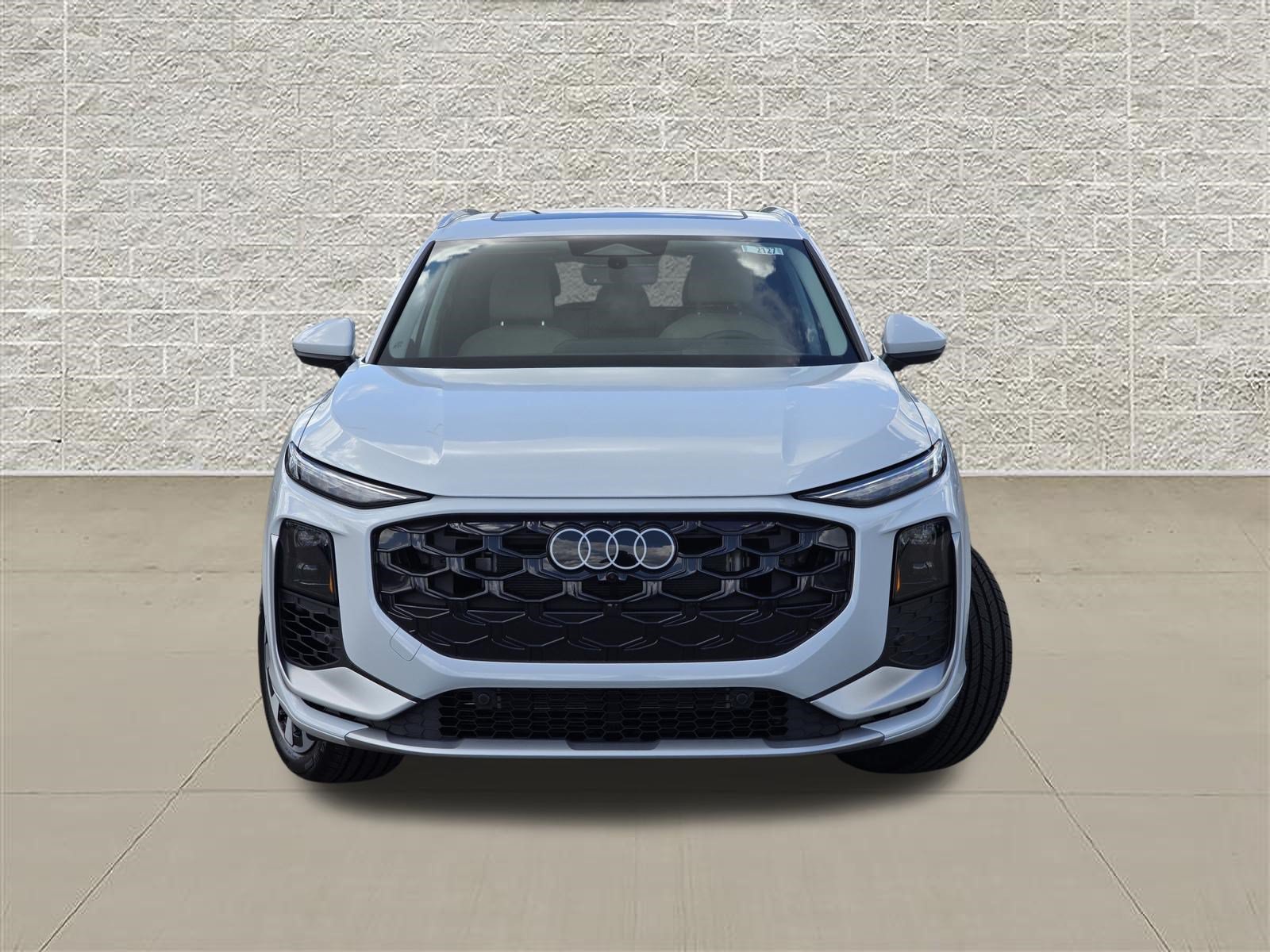 New 2026 Audi Q3 quattro 2.0T AWD/4WD image 2