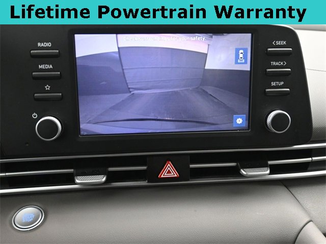 Used 2022 Hyundai Elantra SEL image 30