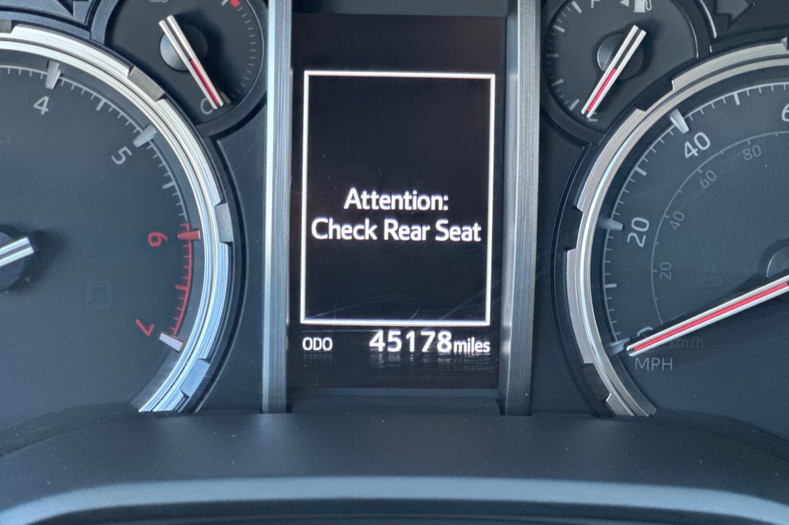 Used 2022 Toyota 4Runner TRD Off-Road Premium w/ TRD Black Wheel Package (TMS) AWD/4WD image 24