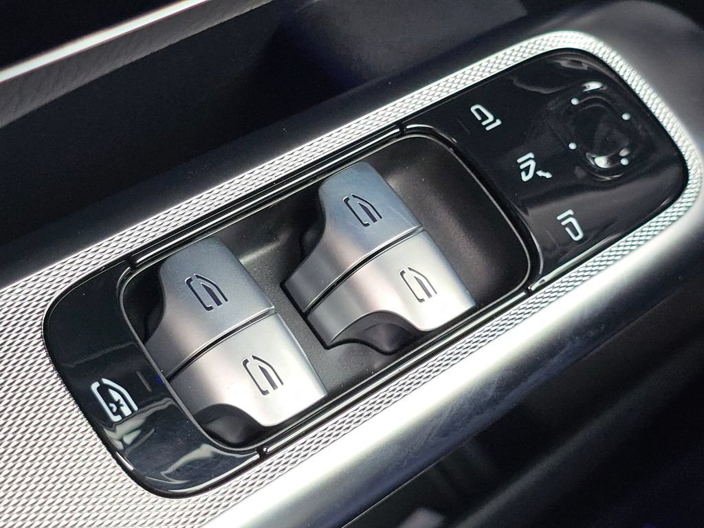 New 2026 Mercedes-Benz GLC 300 4MATIC image 26