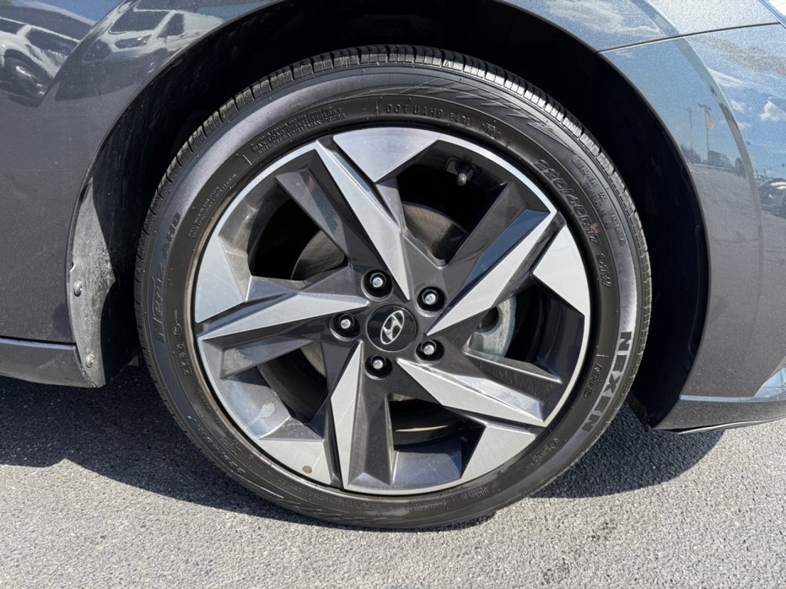 Used 2021 Hyundai Elantra SEL w/ Convenience + Premium Package image 35