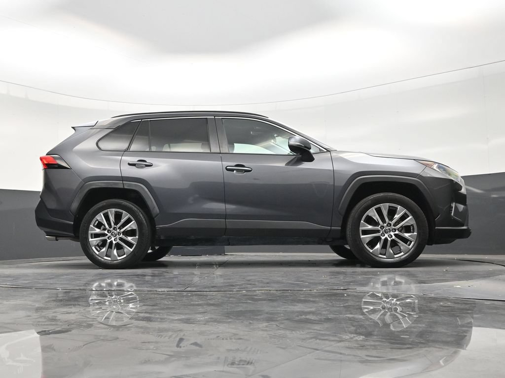 Used 2021 Toyota RAV4 XLE Premium FWD image 25