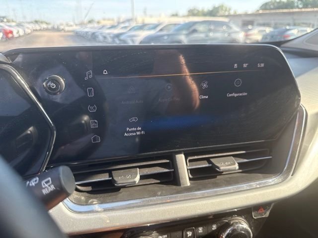 Used 2025 Chevrolet Trax LT w/ Driver Confidence Package FWD image 45