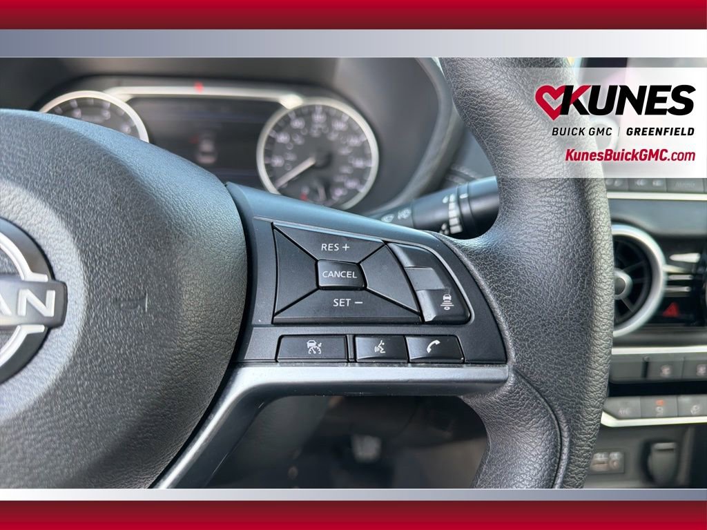 Used 2024 Nissan Sentra SV FWD image 29