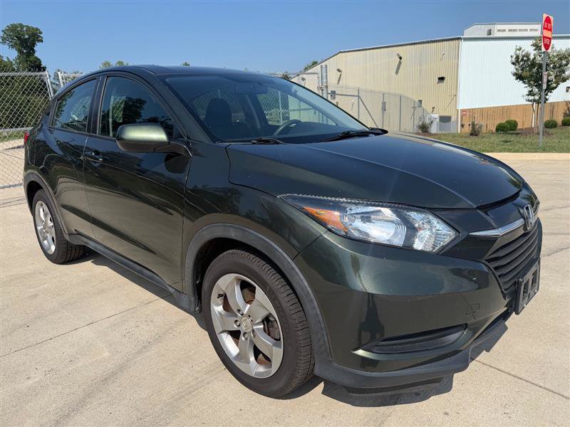 Used 2018 Honda HR-V LX image 8