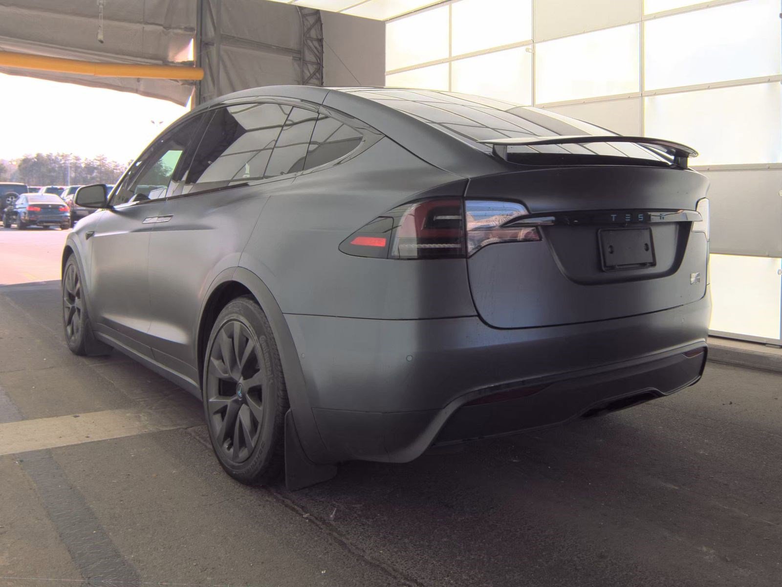 Used 2023 Tesla Model X Plaid image 9