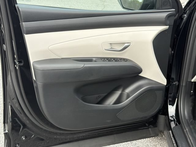 New 2026 Hyundai Tucson SEL FWD image 12