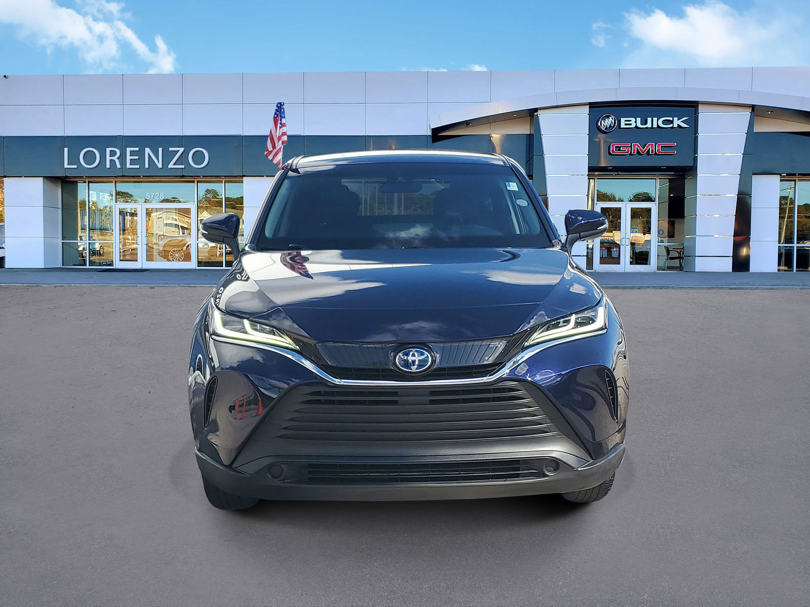 Used 2024 Toyota Venza LE video 2