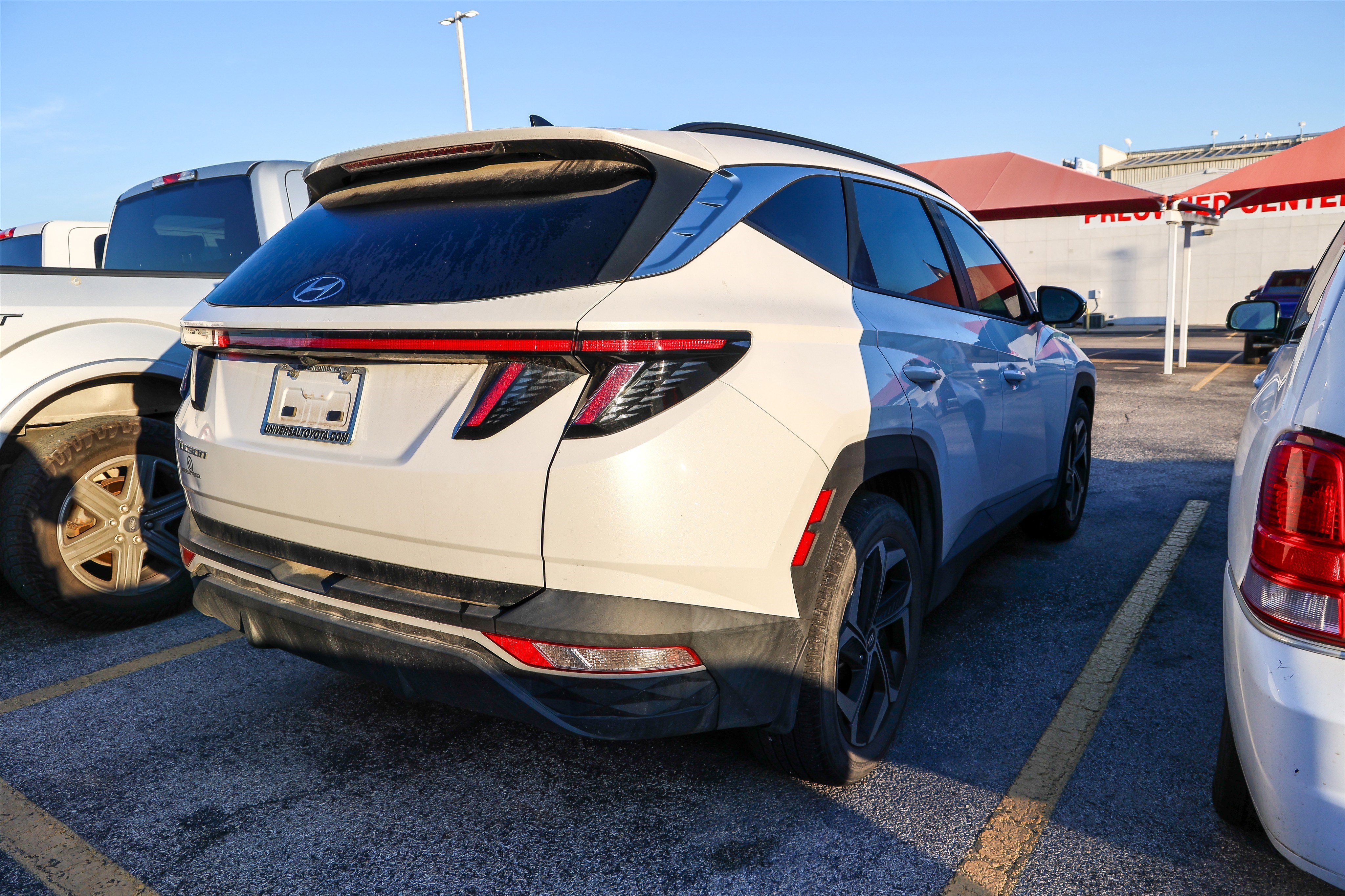 Used 2022 Hyundai Tucson SEL w/ Convenience + Premium Package FWD image 8