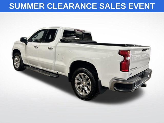 Used 2020 Chevrolet Silverado 1500 LTZ AWD/4WD image 3