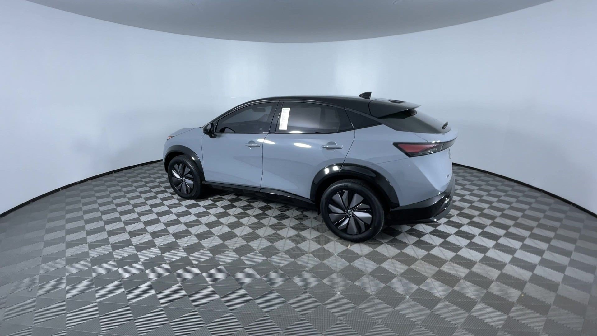 Certified 2024 Nissan Ariya AWD image 6