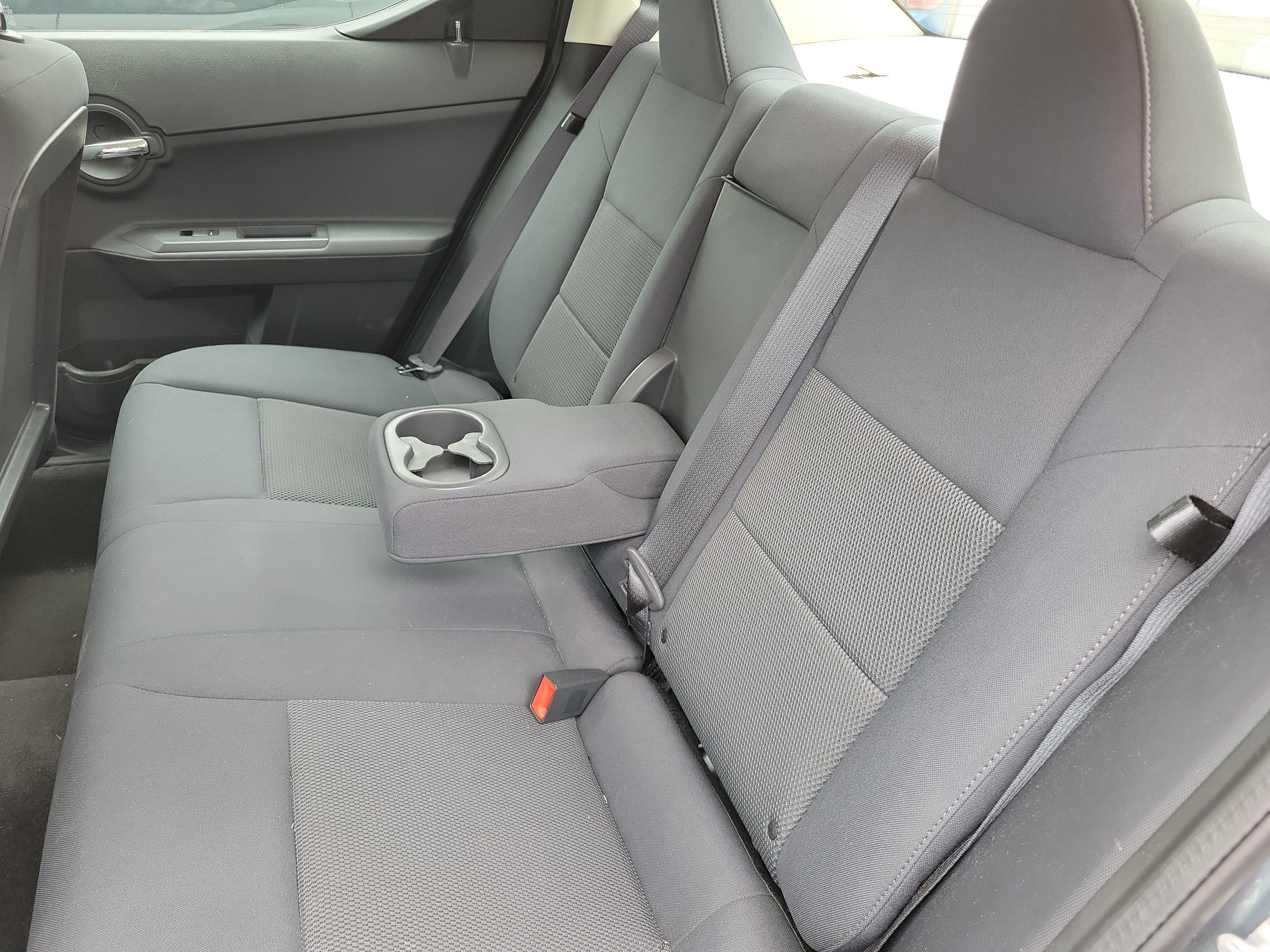 Used 2010 Dodge Avenger SXT FWD image 7