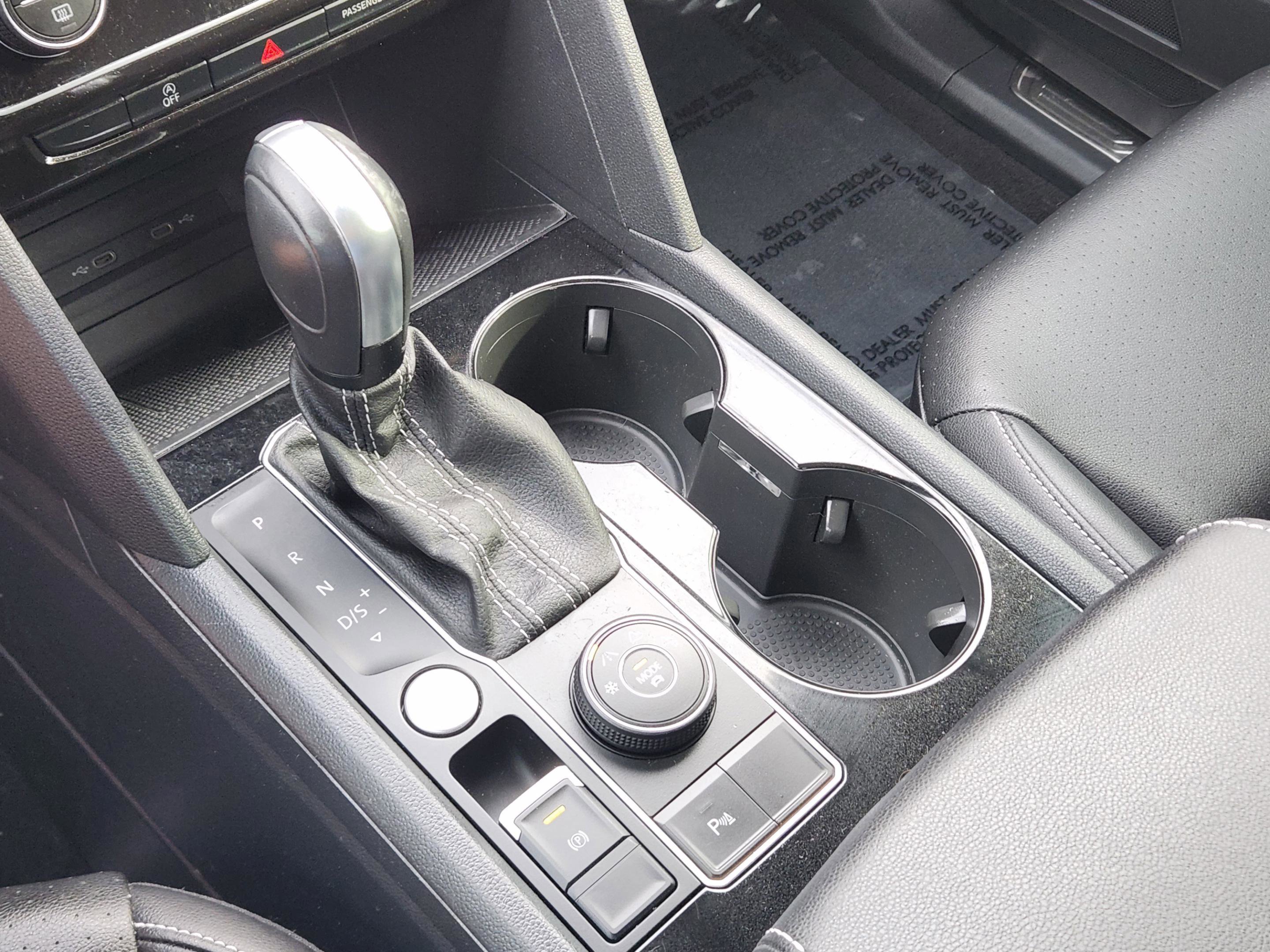 Used 2023 Volkswagen Atlas SEL R-Line image 14