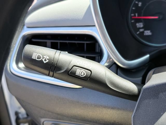 Used 2022 Chevrolet Equinox LS w/ LS Convenience Package FWD image 16
