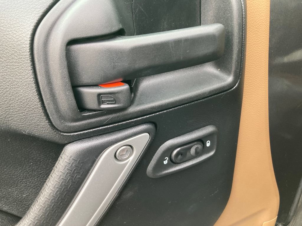 Used 2018 Jeep Wrangler Unlimited Rubicon image 14