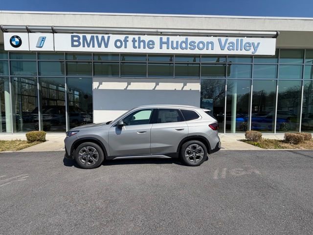 New 2026 BMW X1 xDrive28i w/ Technology Package AWD/4WD image 1