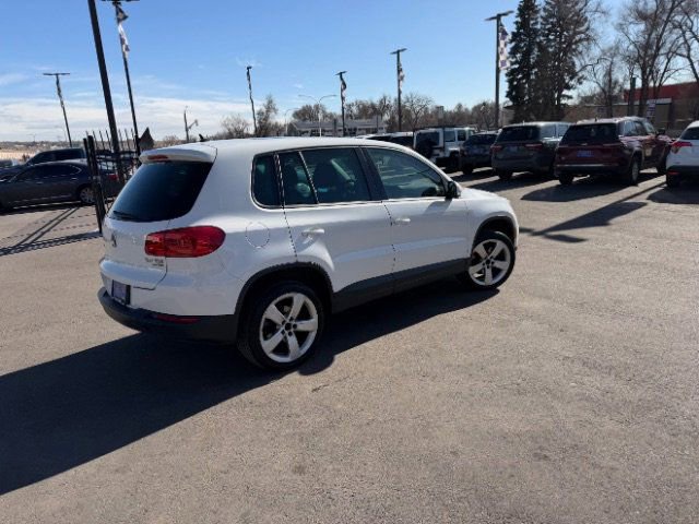 Used 2013 Volkswagen Tiguan S AWD/4WD image 9