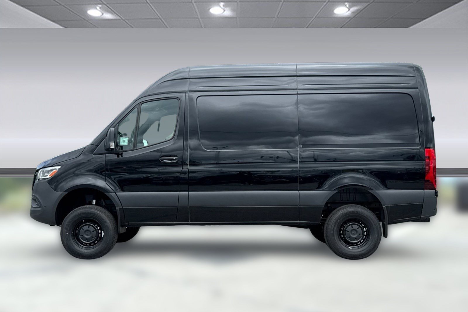 New 2026 Mercedes-Benz Sprinter 2500 image 2