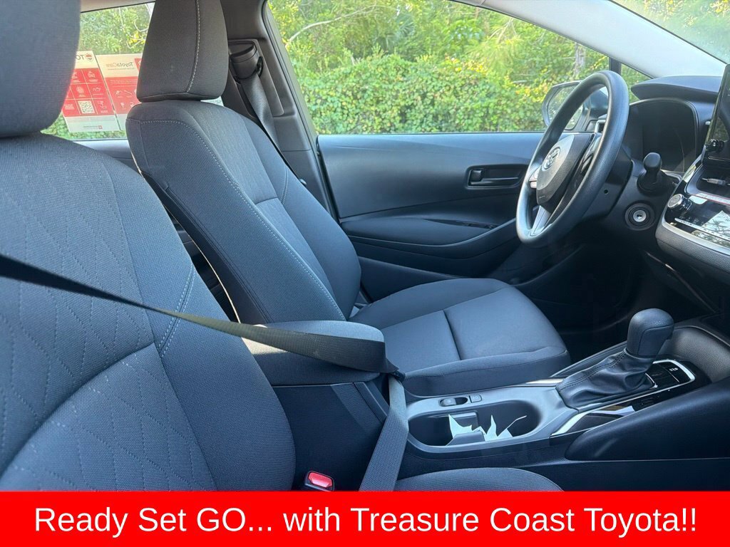 Used 2026 Toyota Corolla LE FWD image 17