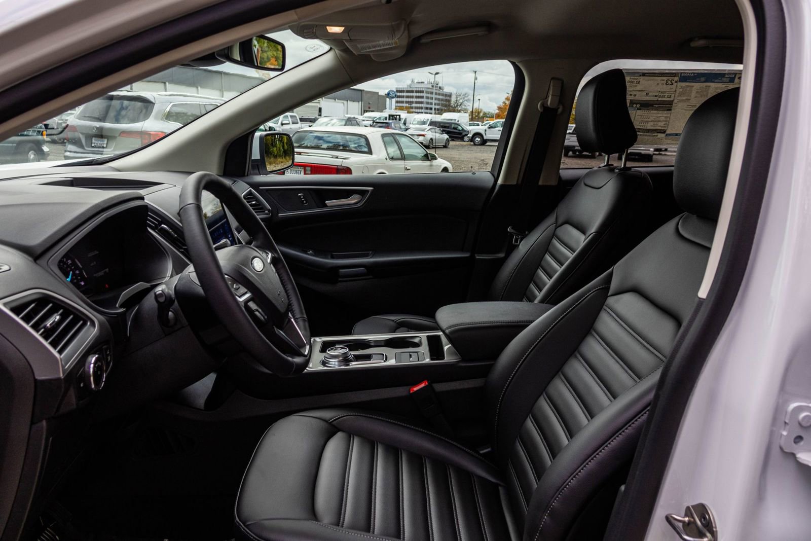 New 2024 Ford Edge SEL w/ Convenience Package image 14