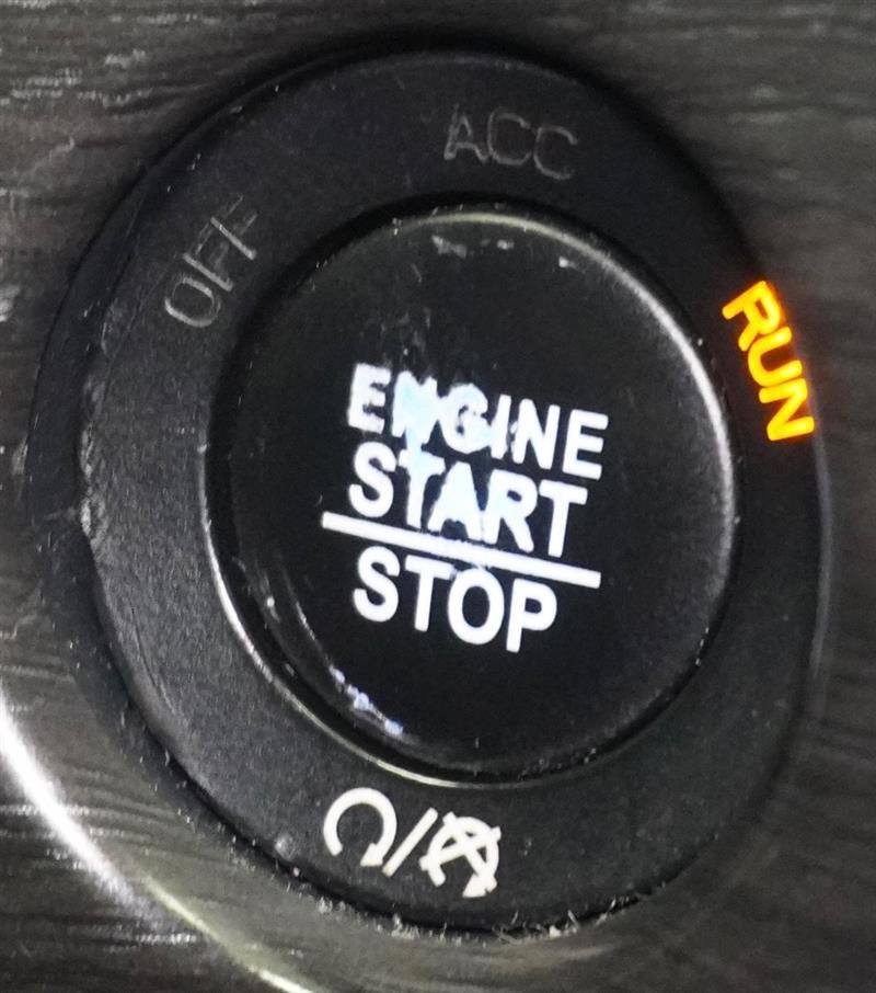 Used 2017 Jeep Grand Cherokee Laredo image 24