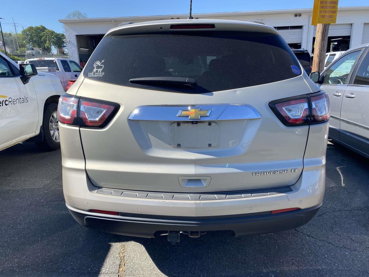 Used 2015 Chevrolet Traverse LT w/ Style and Technology Package image 5