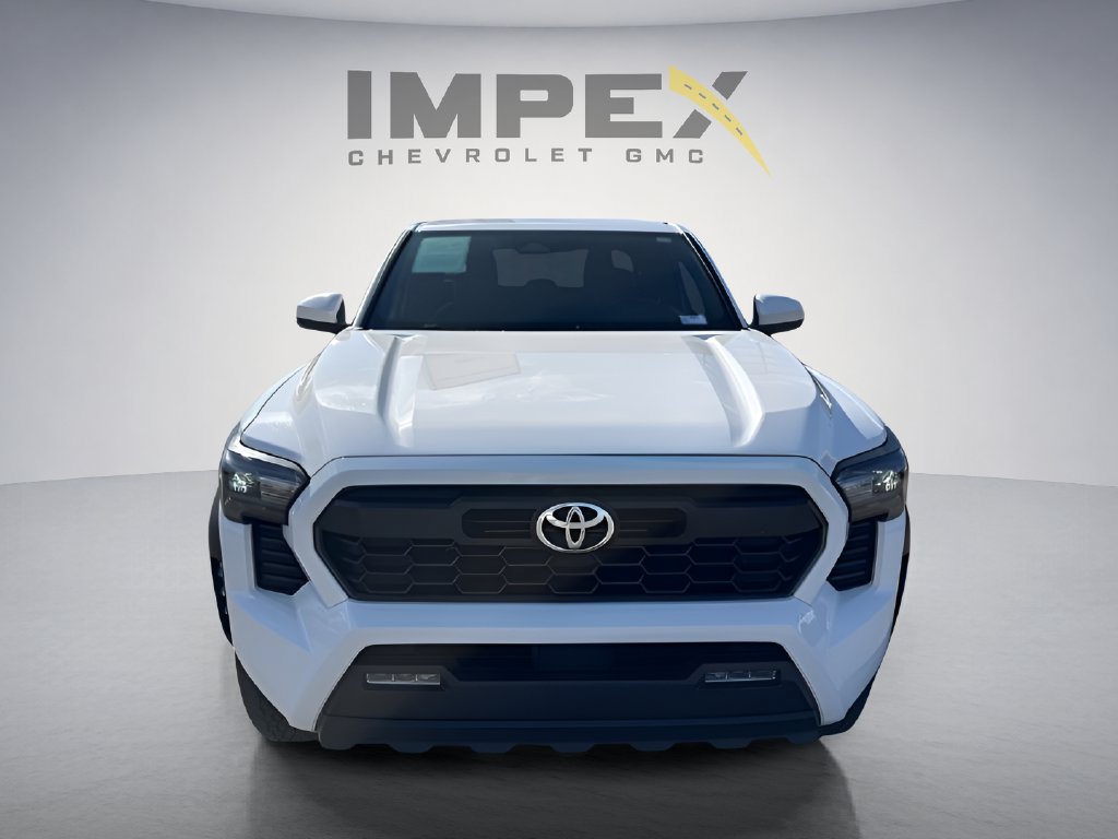 Used 2024 Toyota Tacoma TRD Off-Road AWD/4WD image 8