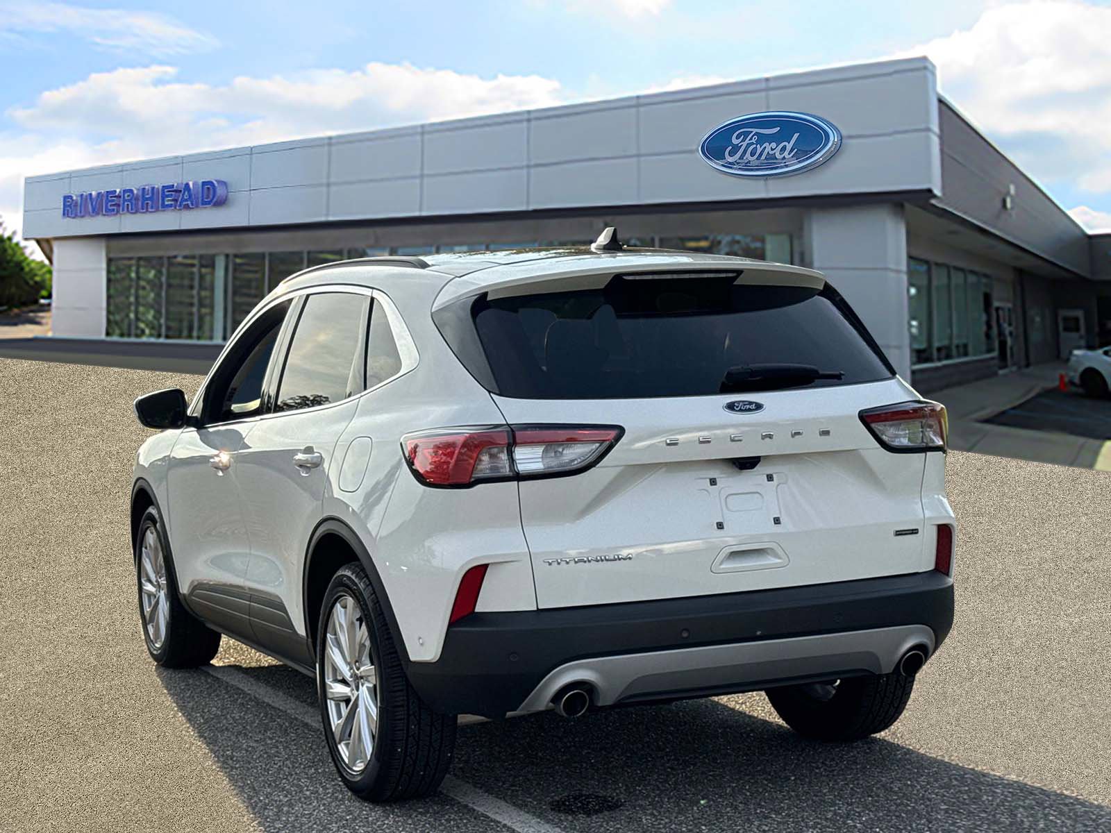 Certified 2021 Ford Escape Titanium w/ Titanium Elite Package image 5