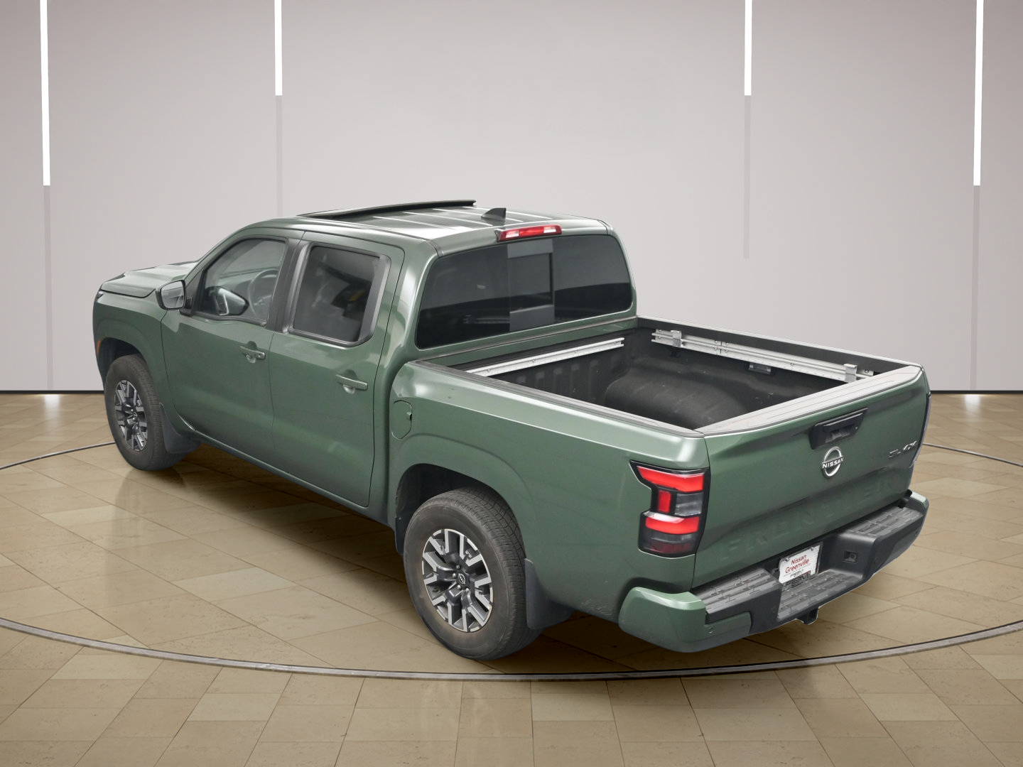 Certified 2024 Nissan Frontier SL w/ Technology Package AWD/4WD image 38
