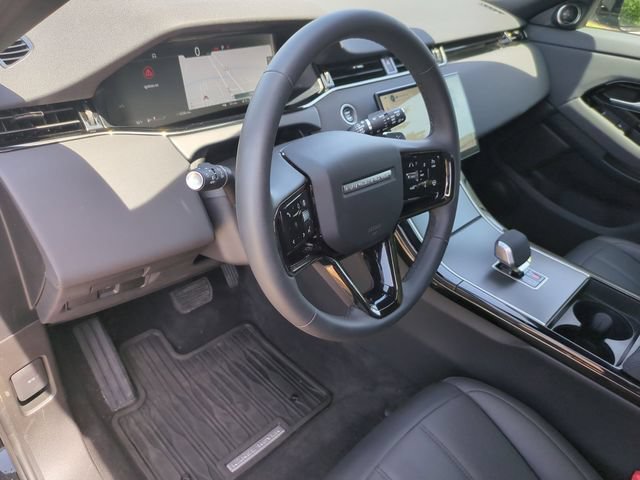 Used 2026 Land Rover Range Rover Evoque S AWD/4WD image 7
