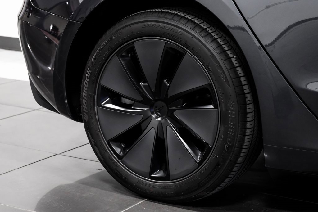 Used 2025 Tesla Model 3 Long Range image 58