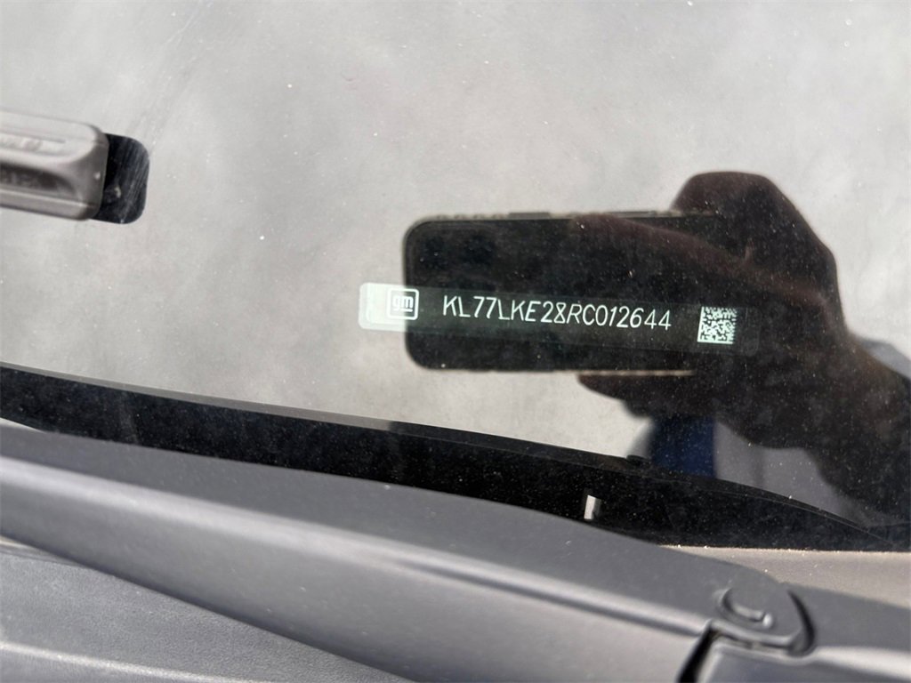 Used 2024 Chevrolet Trax ACTIV w/ Sunroof Package image 31