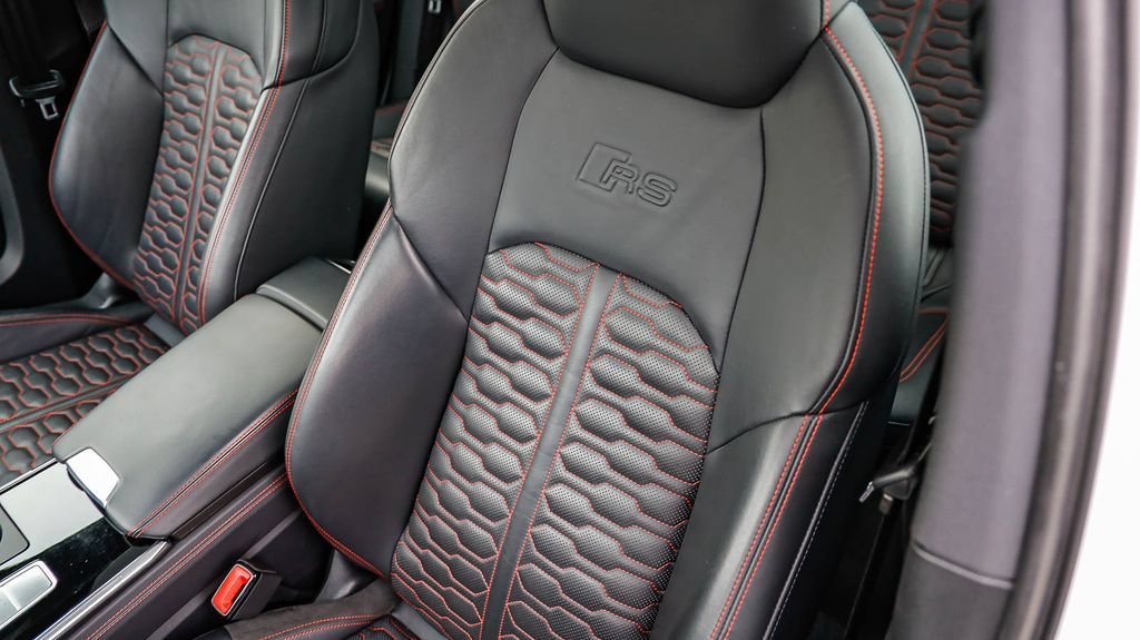 Used 2021 Audi RS 6 w/ Executive Package AWD/4WD image 30
