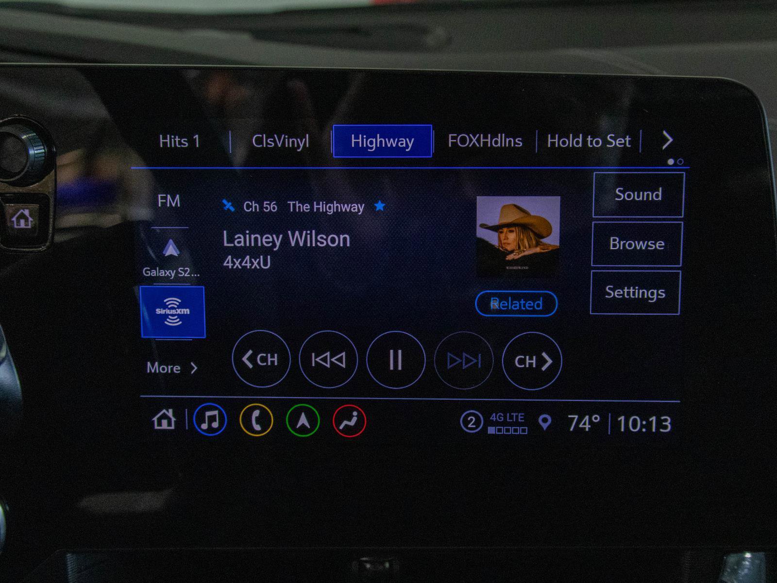 Used 2023 Chevrolet Corvette Stingray Premium Conv w/ Z51 Performance Package RWD image 8