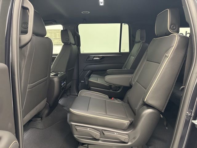 New 2026 Chevrolet Suburban Premier image 29