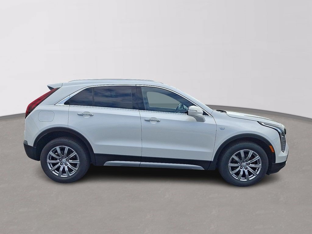 Certified 2023 Cadillac XT4 Premium Luxury w/ Cold Weather Package FWD image 6