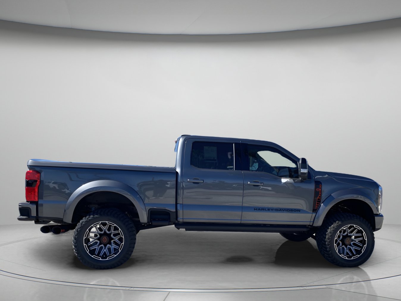 New 2026 Ford F250 Lariat w/ Black Appearance Package image 2