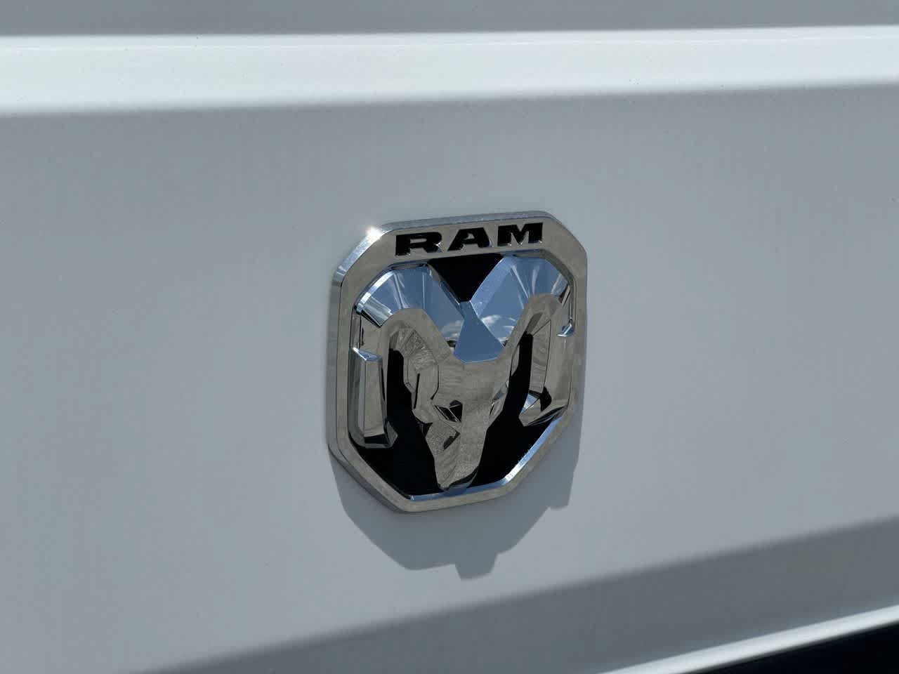 New 2026 RAM ProMaster 3500 w/ Quick Order Package 22G SLT FWD image 11