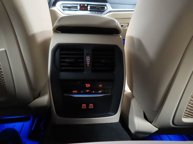 Used 2022 BMW 430i xDrive Coupe w/ M Sport Package image 27