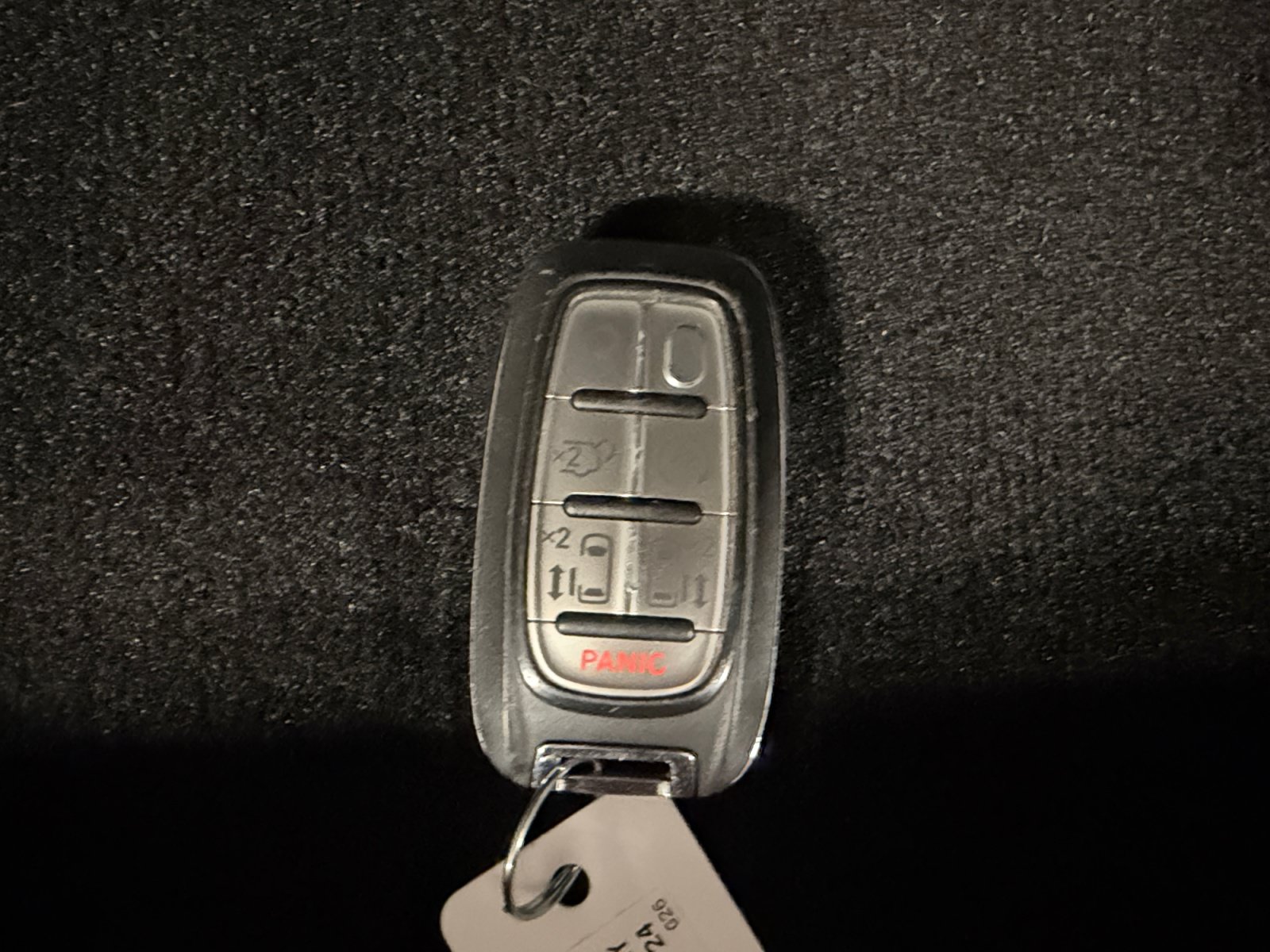 Used 2024 Chrysler Pacifica Touring-L FWD image 31