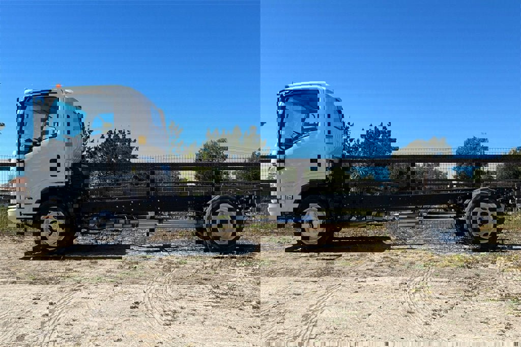 New 2025 Chevrolet Low Cab Forward 5500XG image 7