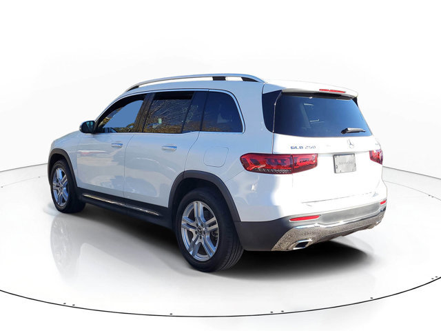 Used 2021 Mercedes-Benz GLB 250 4MATIC image 3