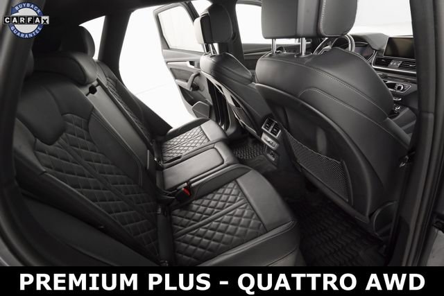 Used 2018 Audi SQ5 Premium Plus w/ Navigation Package image 12