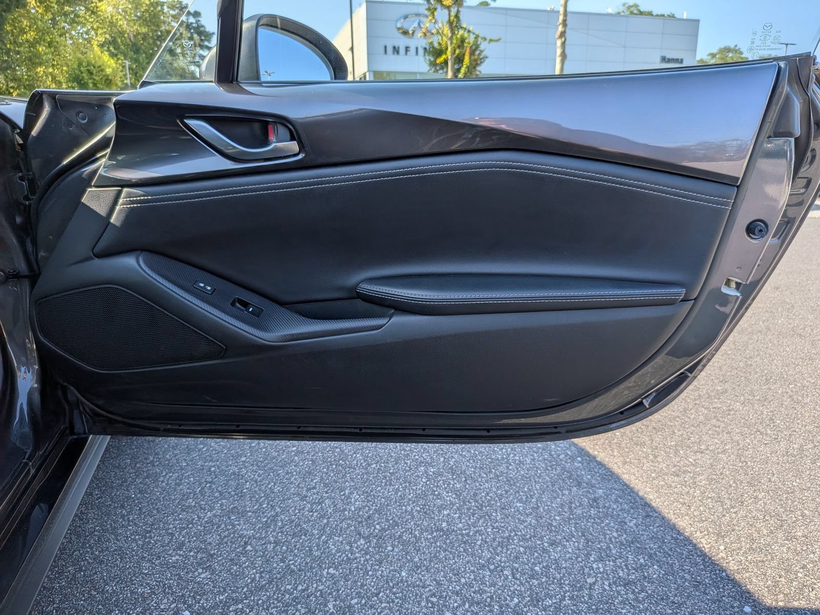 Used 2023 MAZDA MX-5 Miata Grand Touring RWD image 27