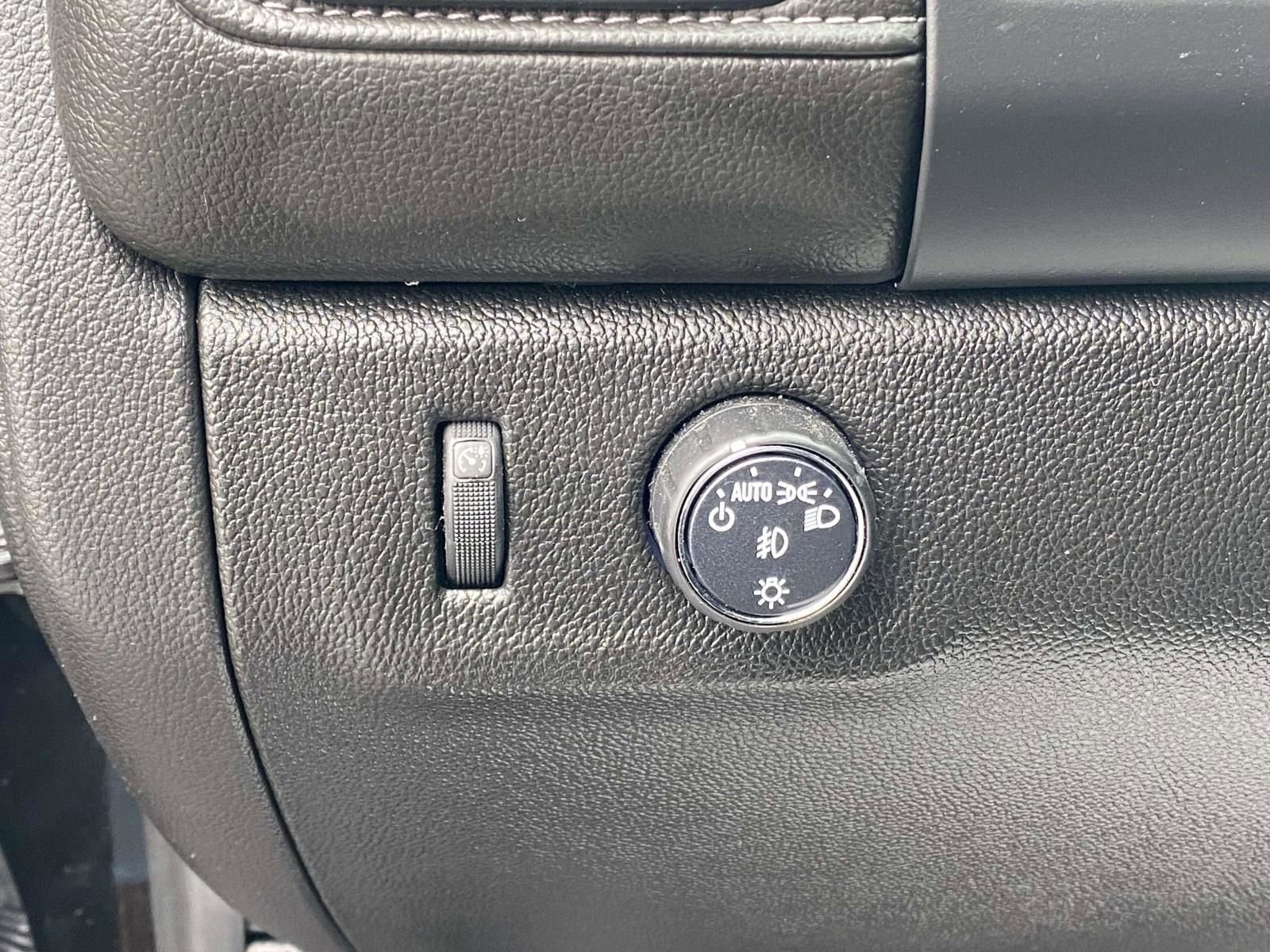 Used 2022 GMC Canyon Elevation w/ Elevation Premium Package image 19