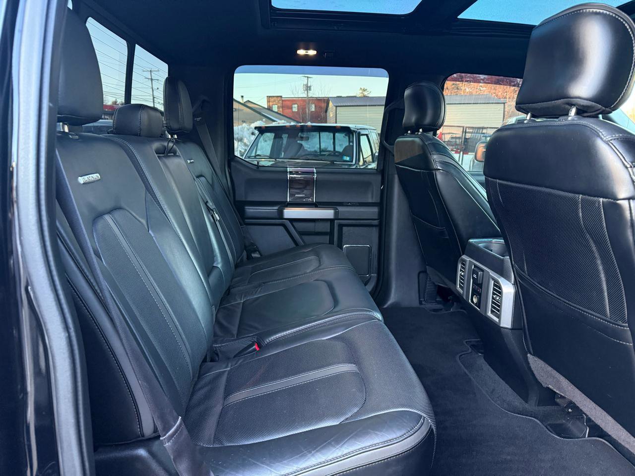 Used 2017 Ford F450 Platinum w/ Platinum Ultimate Package AWD/4WD image 30