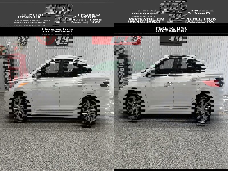 Used 2013 Hyundai Azera GLS w/ Technology Pkg